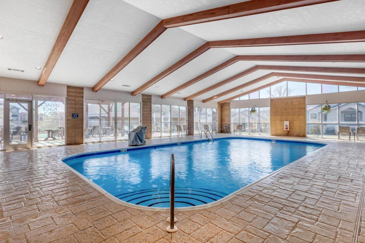 Thousand Hills Golf Resort Брэнсон Экстерьер фото